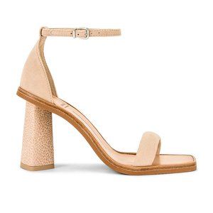 Dolce Vita Fayla Heel in Dune Suede Cream Nude Tan Heeled Sandal 8.5 / 38.5
